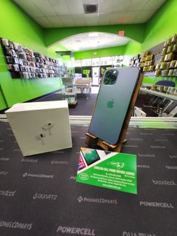 Brand new iPhone 12 Pro 128Gb with  free Airpods