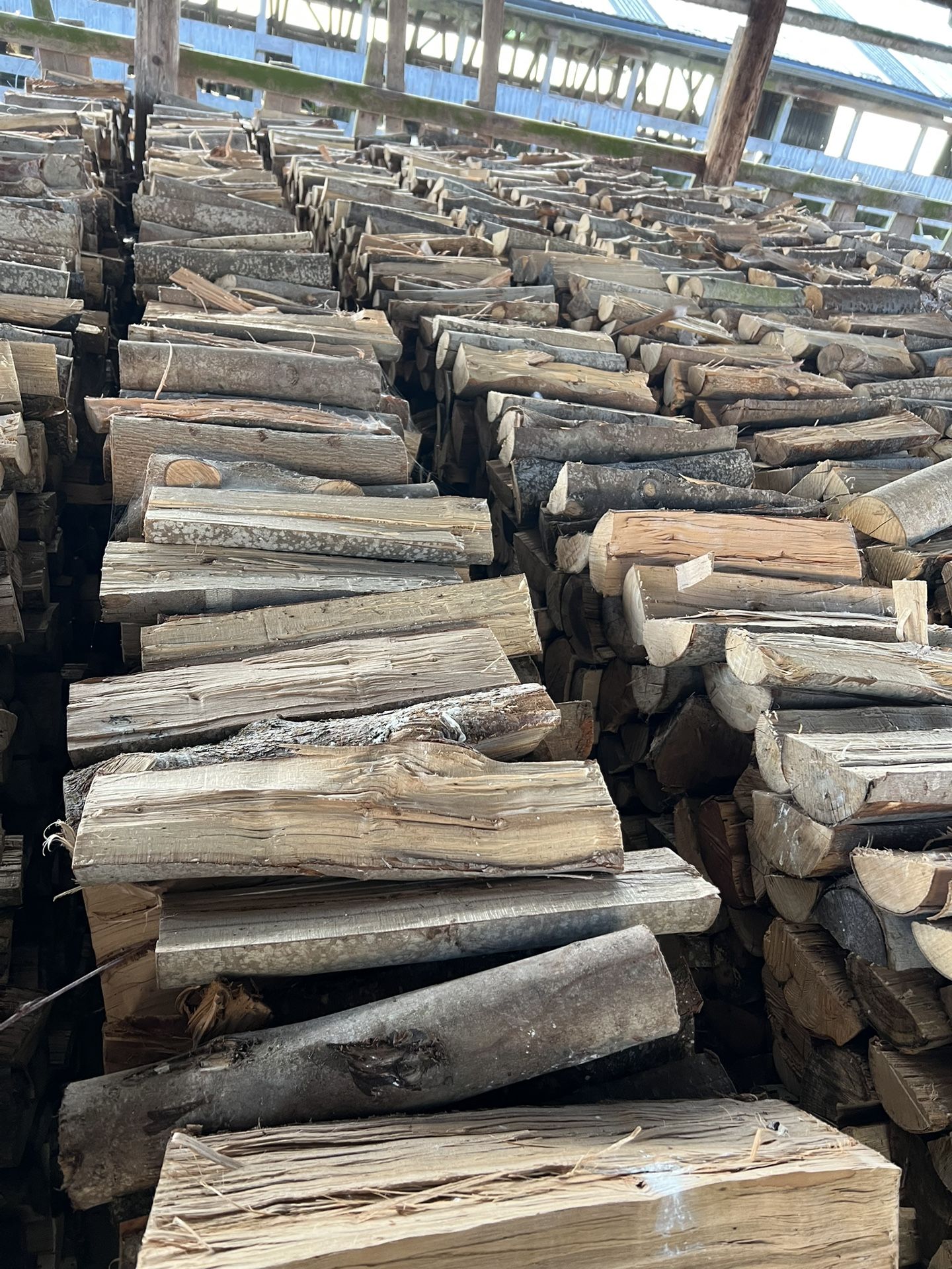 Firewood - Seasoned Hardwood