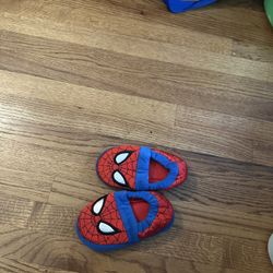 Spider-Man house shoes, size 11 boys