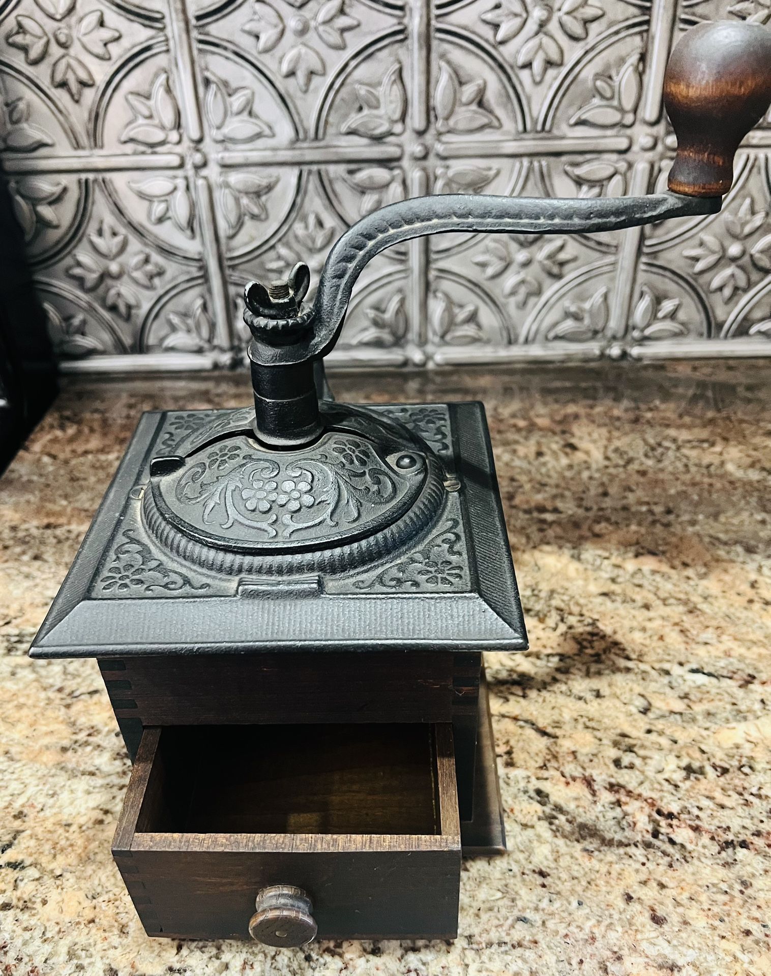 Antique / Vintage Coffee Grinder