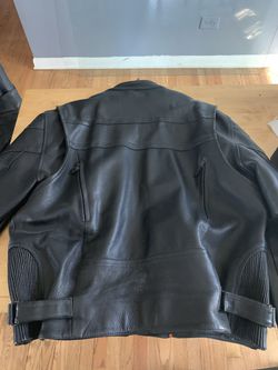 Leather motorcycle jacket w/ zip out liner size 3xl