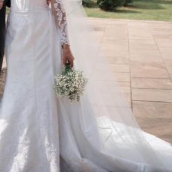Wedding dress