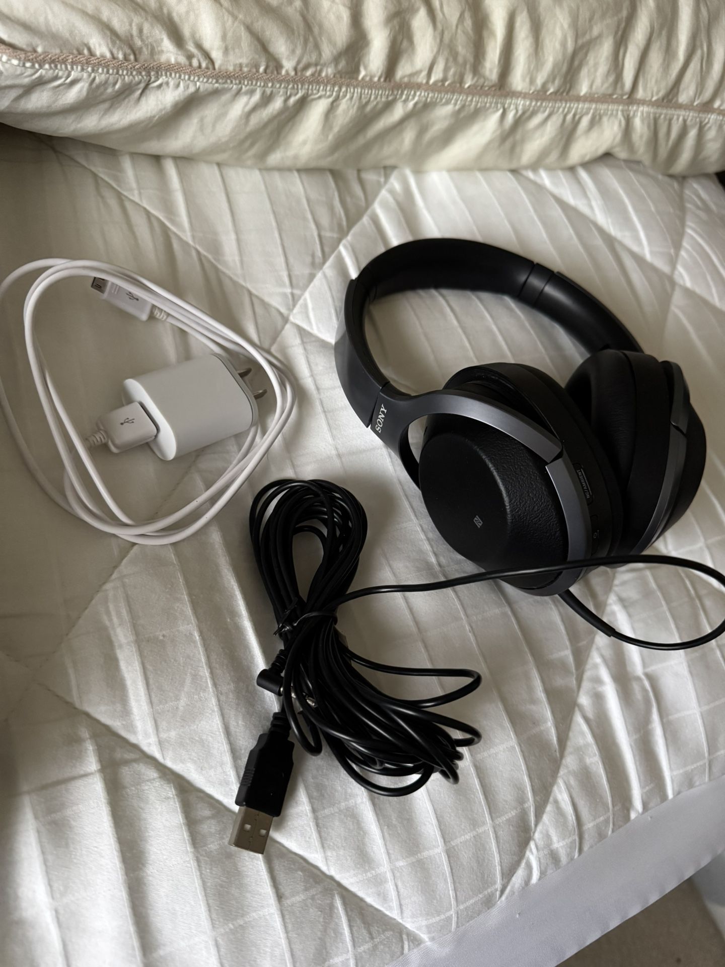 Sony Noise Cancelling Headphones WH1000XM2 DO NOT SEND ME LOW OFFERS 