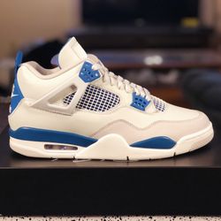 DS JORDAN 4 “MILITARY BLUE” SIZE 11!