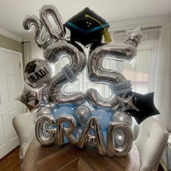 Graduation Balloon Stacks 