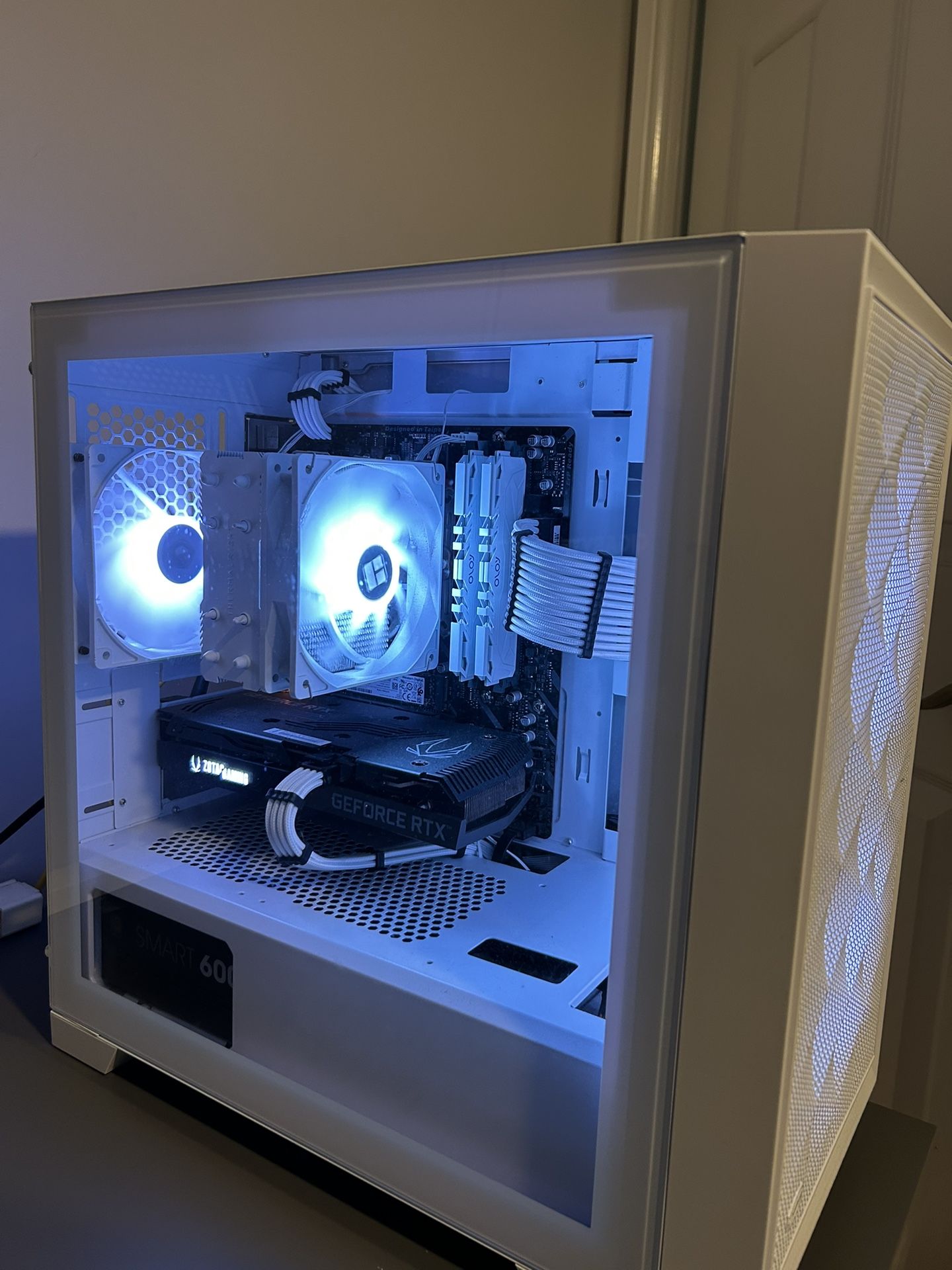 Ryzen 5 5600, 16 gb ddr3, 3060 ti 8gb, 600 watt power supply