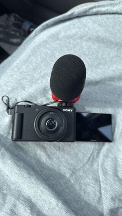 Sony ZV-1F + rode mic
