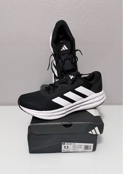 NEW AUTHENTIC ADIDAS GALAXY 7 M SHOES FOR SALE $35 OBO