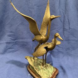 Egret Crain statue, Bronze or Brass?