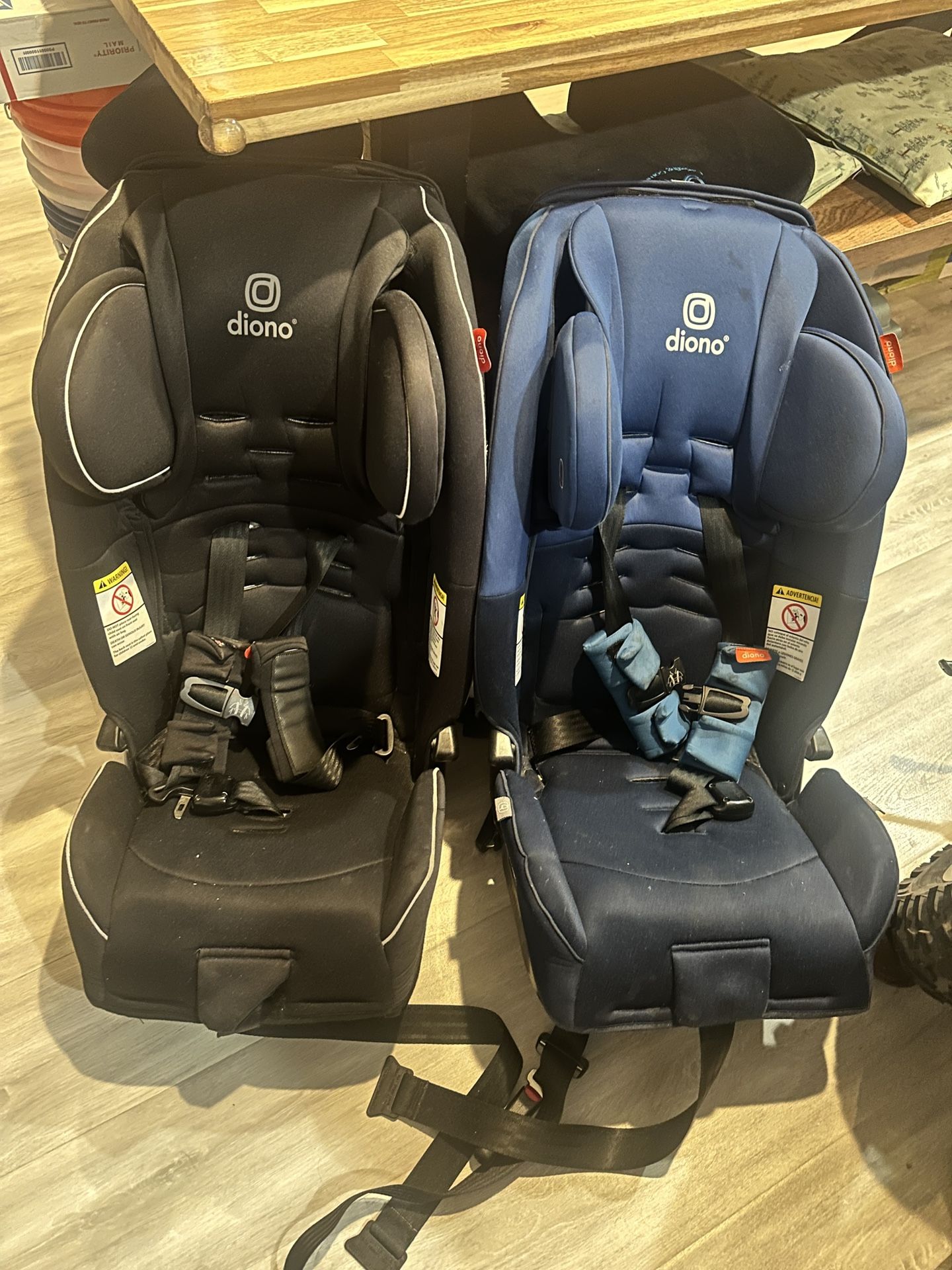 2 Diono Car Seats Barely Used 