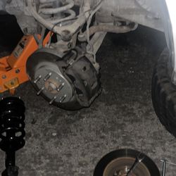 I Am A Mechanic/roadside Assistance. 