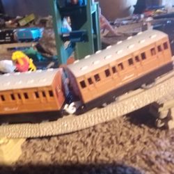 Thomas The Train And Dinosaurs