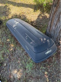 Thule mountaineering box for square bars