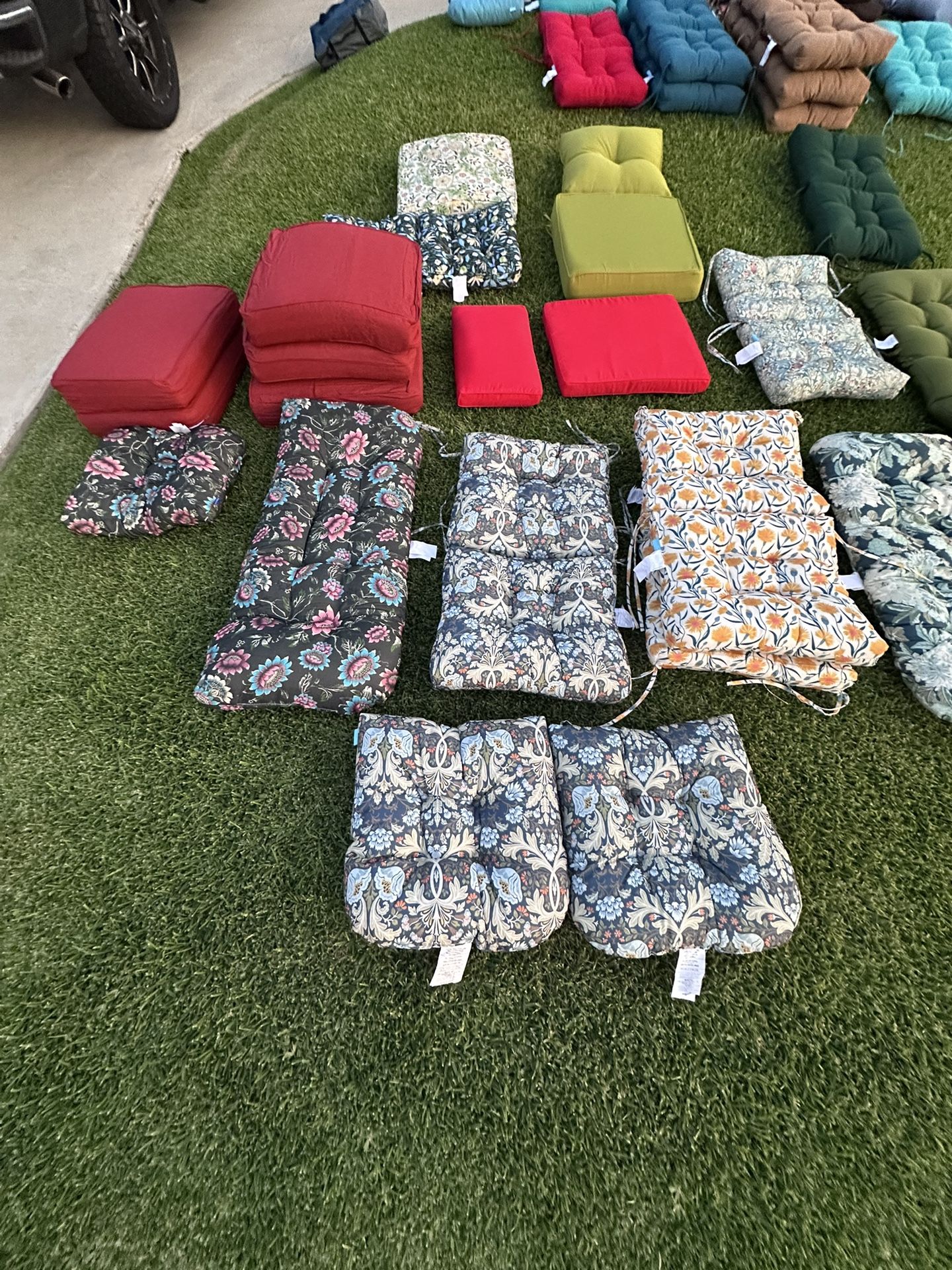 Outdoor Cushion Sets