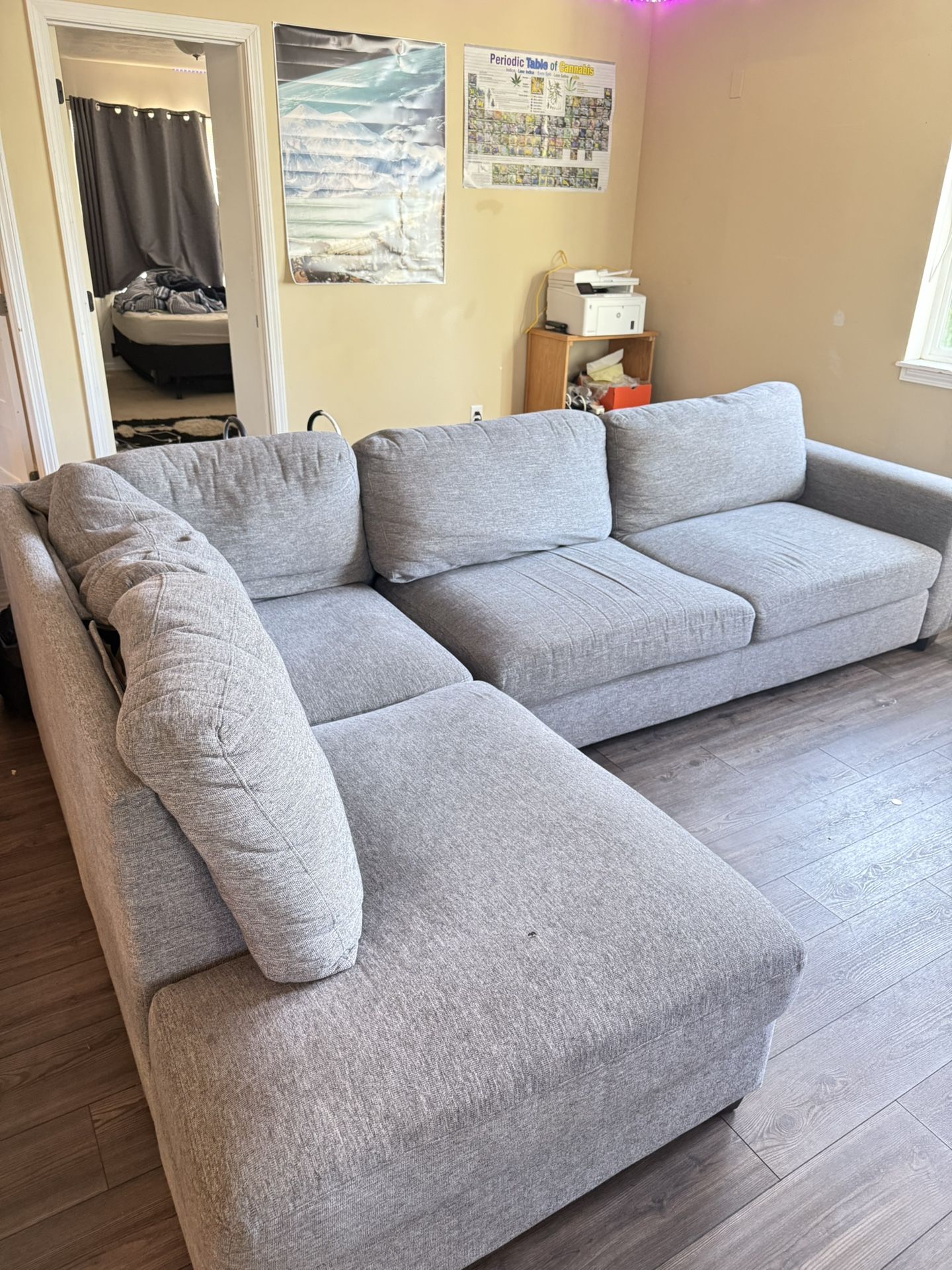 USED COUCH— GREAT CONDITION