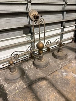 Pool table lamp
