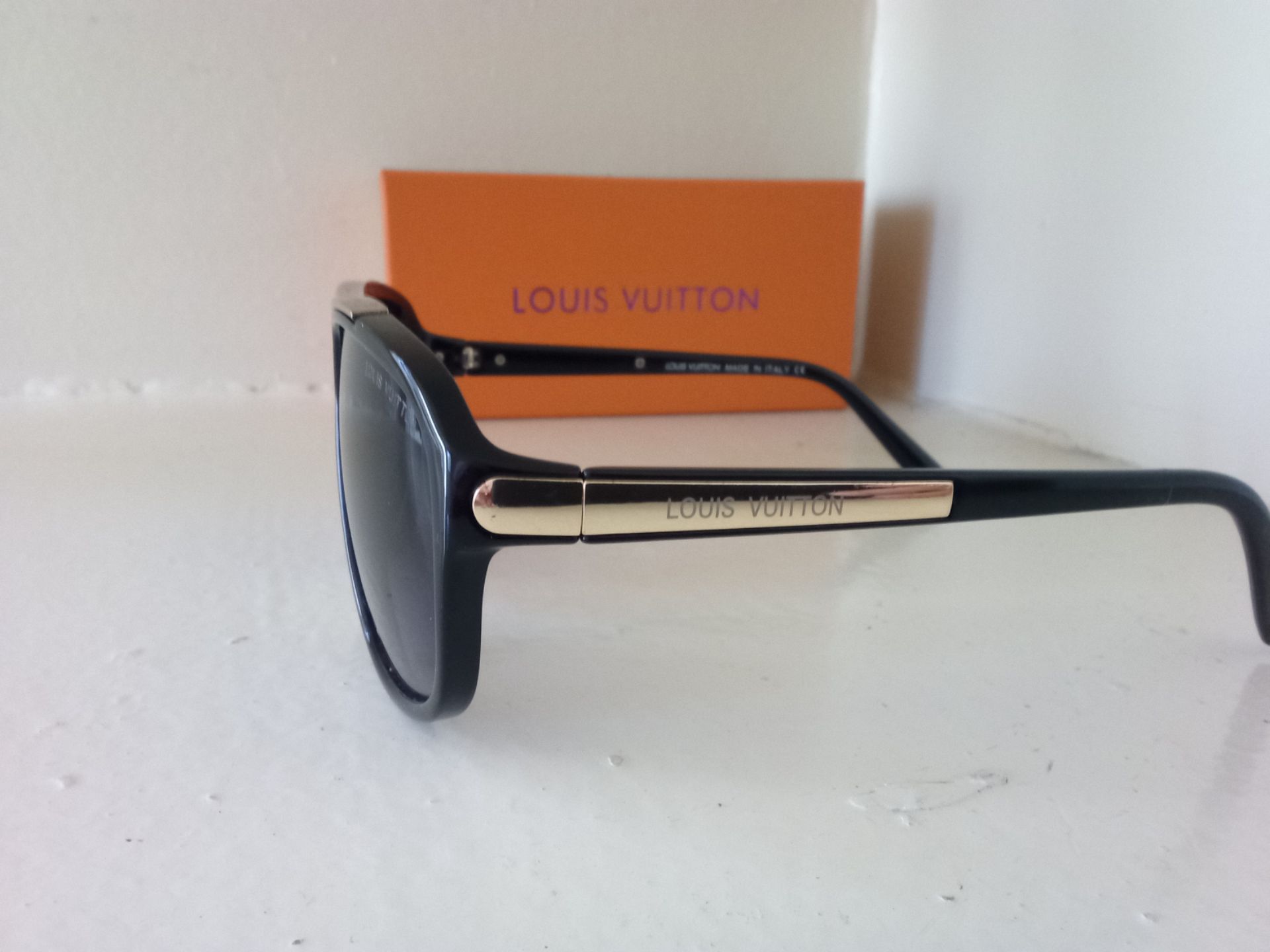 Louis Vuitton Evidence Gold Black Luxury Designer Sunglasses