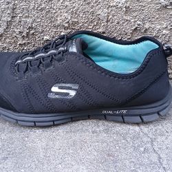 Skechers Womens Ghenter Srelt size 9