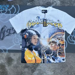 bape  t shirt size  brand new comes with  tags and bag