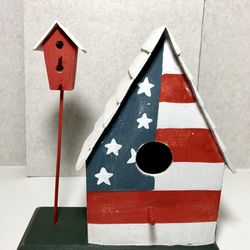 Patriotic Wooden Birdhouse