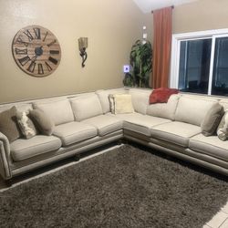 Sectional Sofa…(CLOTH MATERIAL)…$1000