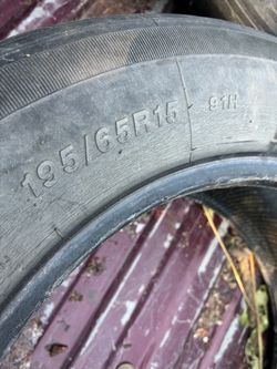 4 good Tires 195/65R15 llantas buenas