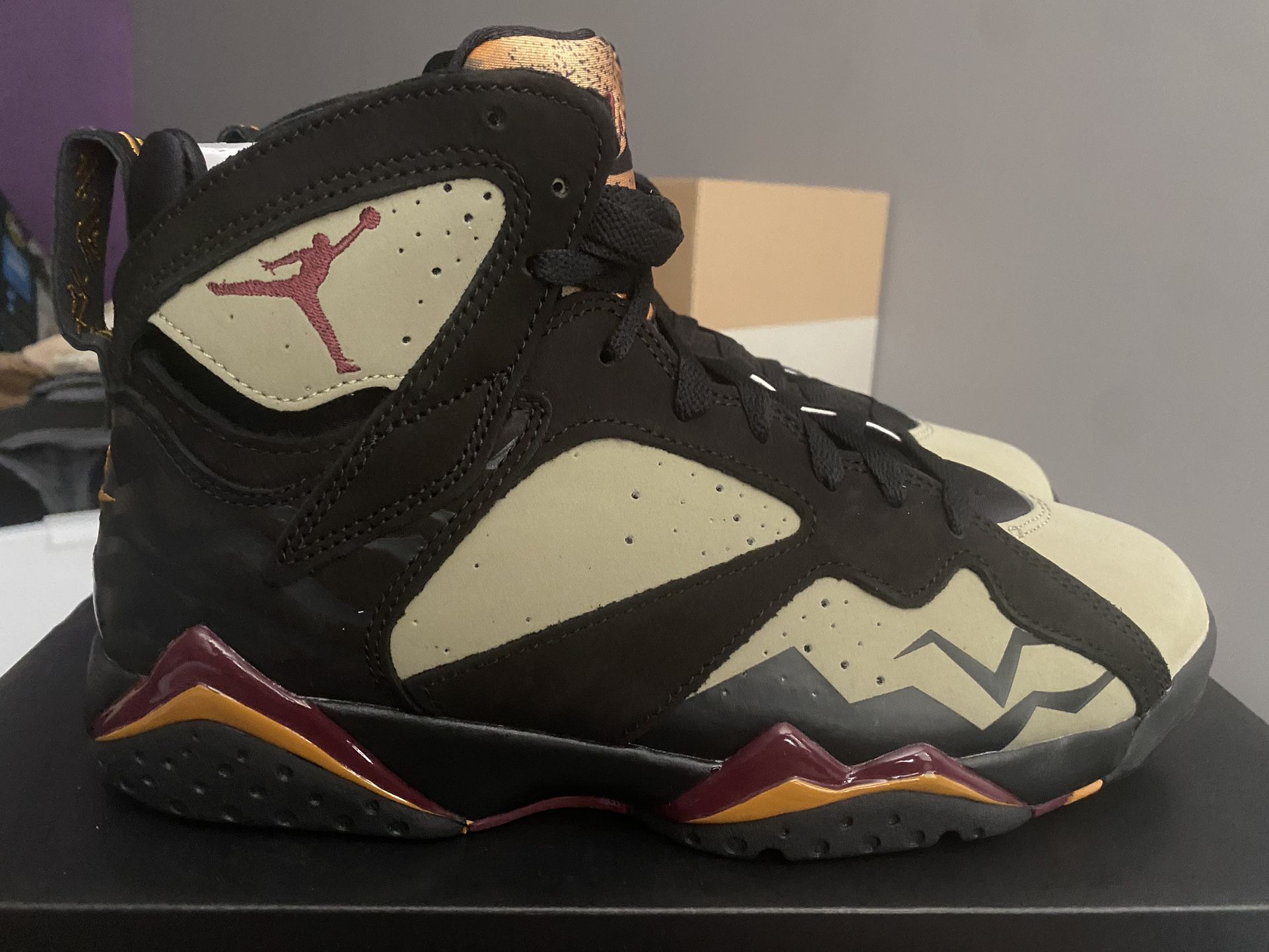 Air Jordan Retro “Black Olive” size