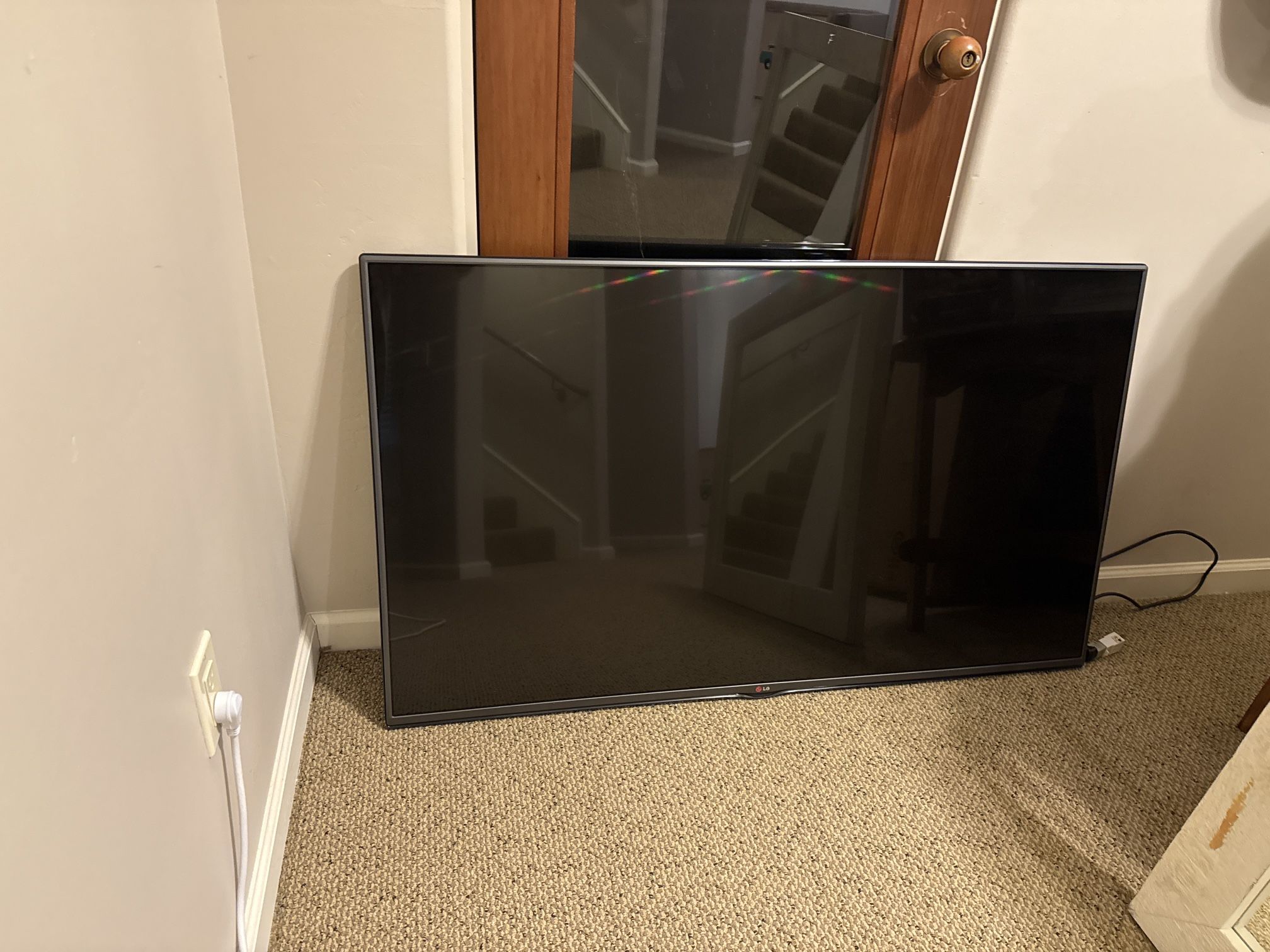 LG Flat Screen Tv 55 For Sale With Roku 