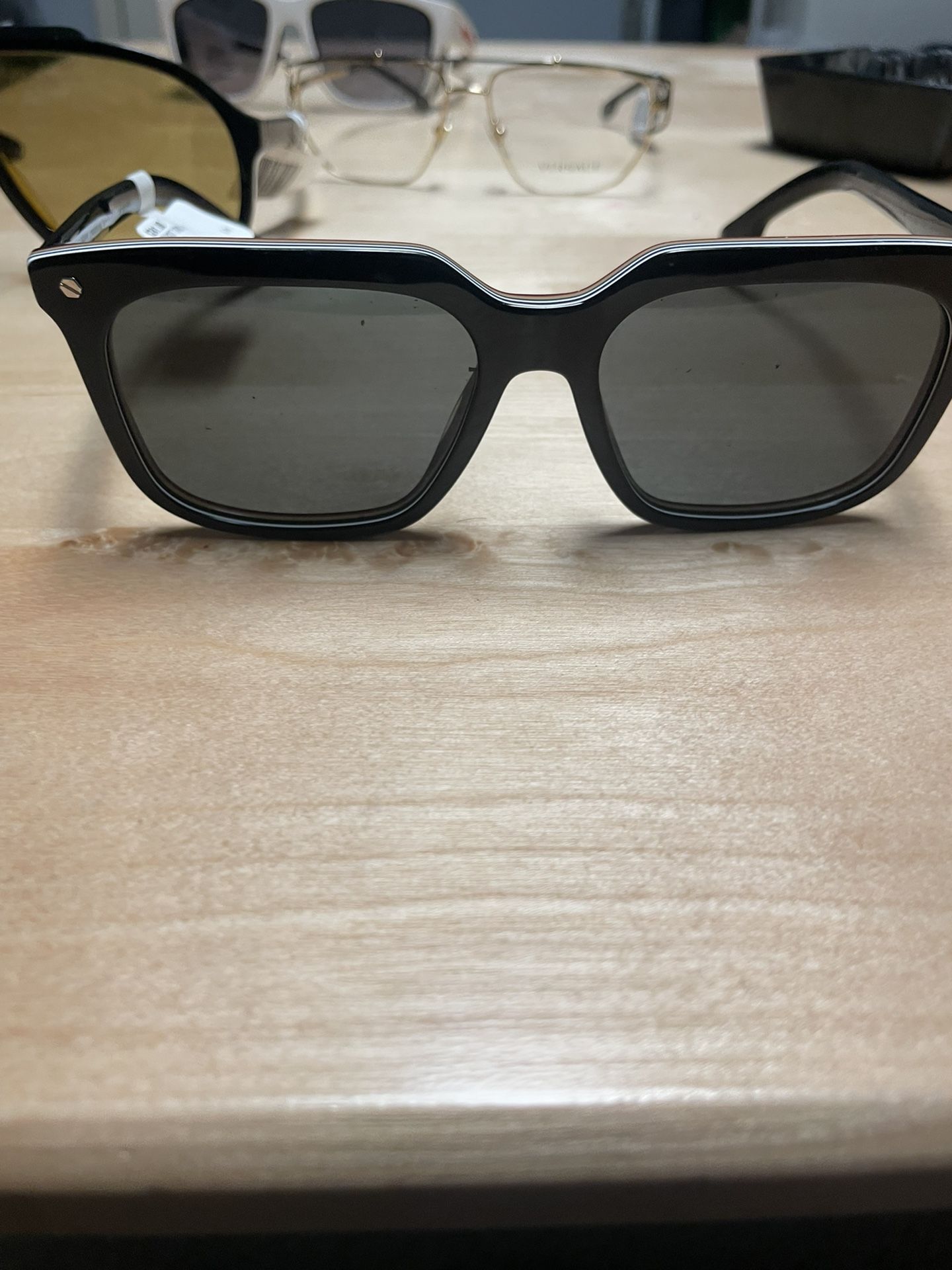 Burberry Sunglasses 
