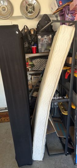 Twin frame, box spring and mattress