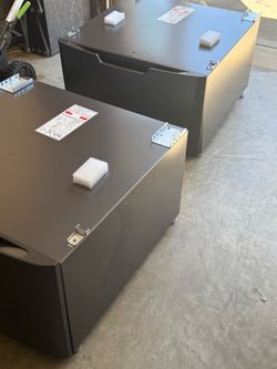GE Profile Pedestal Pair – Excellent Condition!