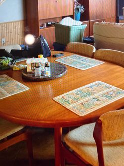 Teak table with 2 armchairs and 6 sidechairs