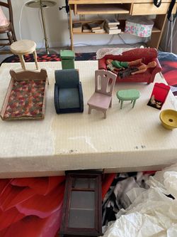Antique doll furniture