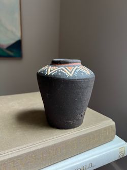 Small Vintage Southwestern Style Clay Pottery Vase ( firm on price )
