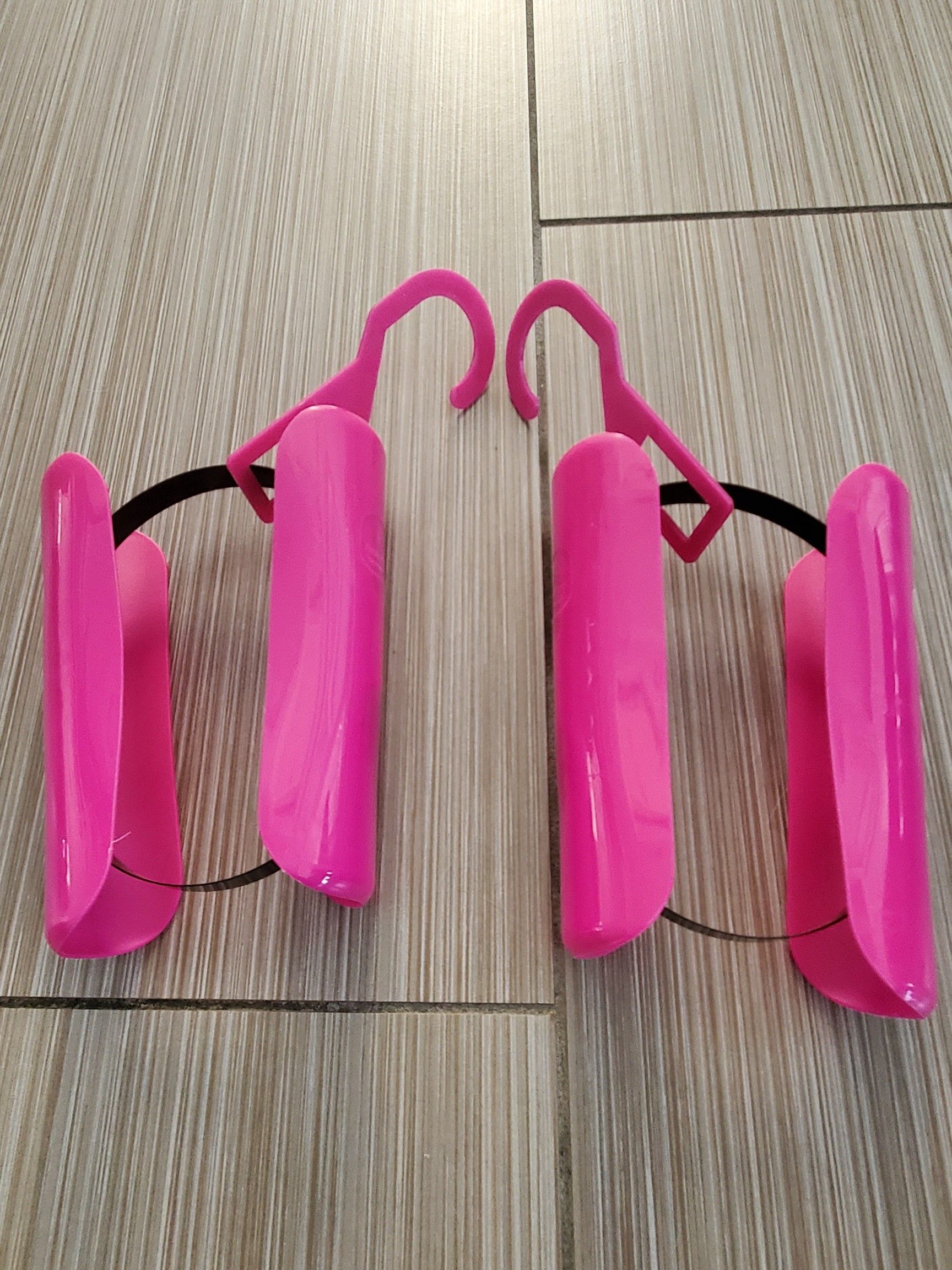 Boot Shapers, Pink
