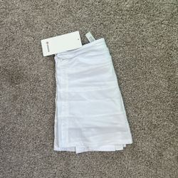 Lululemon white skirt size 6 #summer #tenniswear