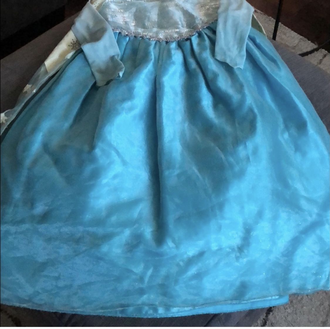 Princess Elsa dress size 9/10