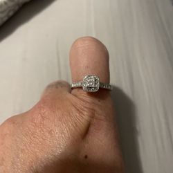 10K White Gold Engagement Ring