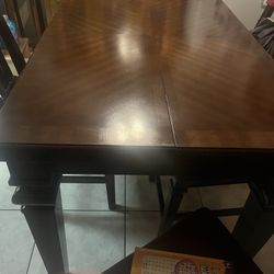 Dinning Room Table