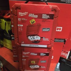 MILWAUKEE HOLE DOZER 21 PC KIT 