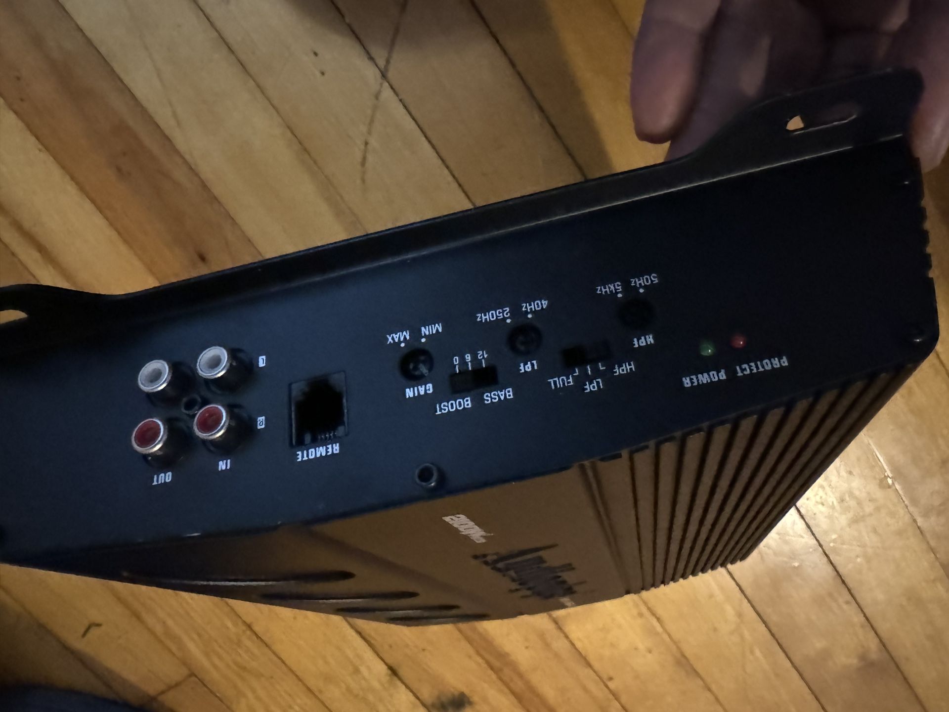 2 Channel Audiopipe 2100 Watts 