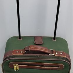 Orvis Battenkill Green Canvas w/ Brown Leather Trim Rolling / Wheeled Suitcase