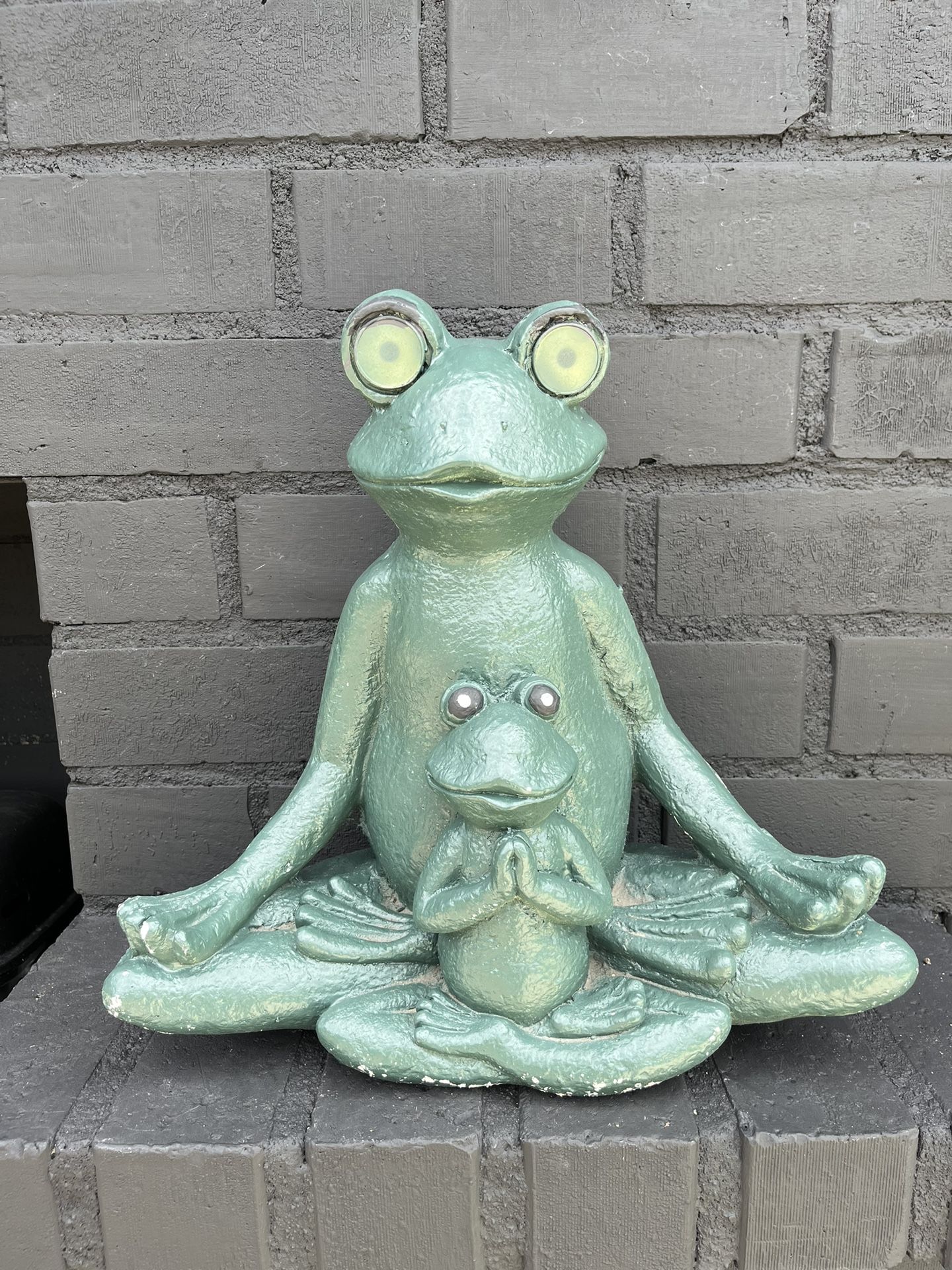 Frog Statue