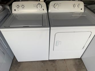 Kenmore Washer and Dryer Set