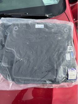 Volvo  XC60  New factory floor mats!