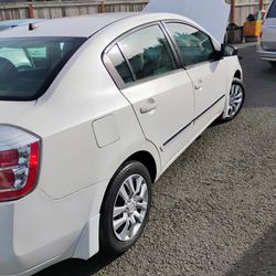 2011 Nissan Sentra Low Miles Been Maintained Well Everything Runs And Drives And Operates As It Should