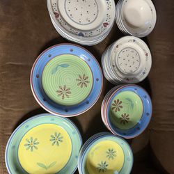 China Dishes Mixed Set 10 Plates 8 Saucers 12 Bowls 