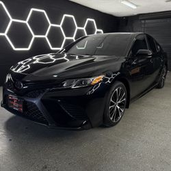 2020 Toyota Camry, Se Nightshade Edition