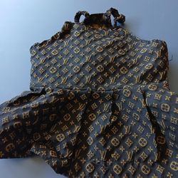 Dog clothes for sell fit a frenchi