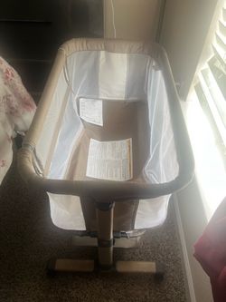 Gently used bassinet